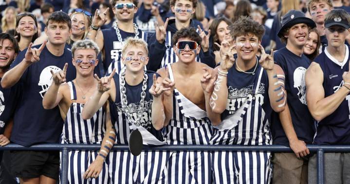 Utah State blows past McNeese for best season start since 2021
