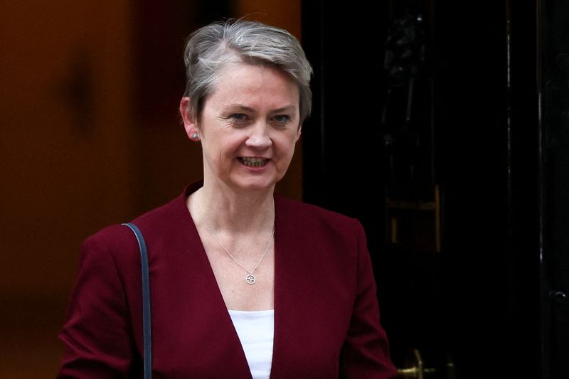 Britain's foreign minister to visit Kyiv, announces $193 million aid boost