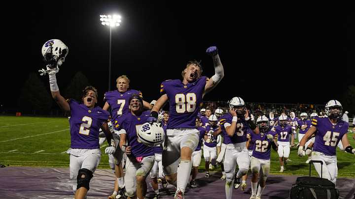 Watch Nevada's walk-off TD vs. PCM in Iowa high school football Week 2