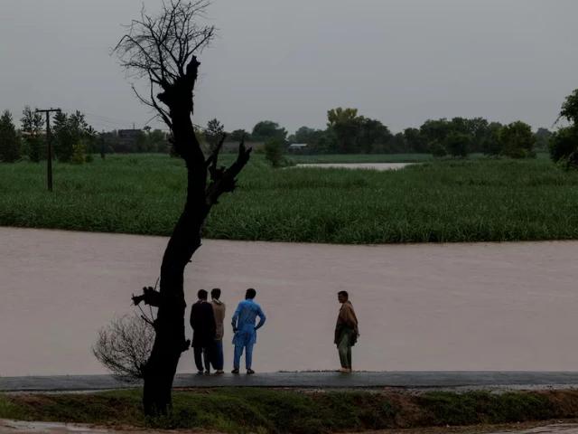 Floods continue to inundate heartland