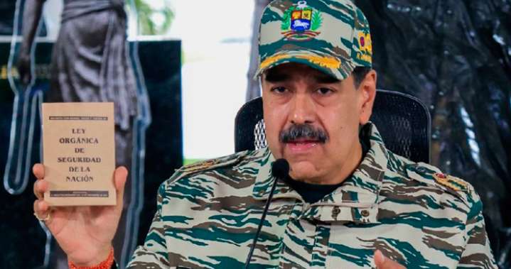 Maduro ordena movilizar a 25.000 efectivos para reforzar la defensa fronteriza