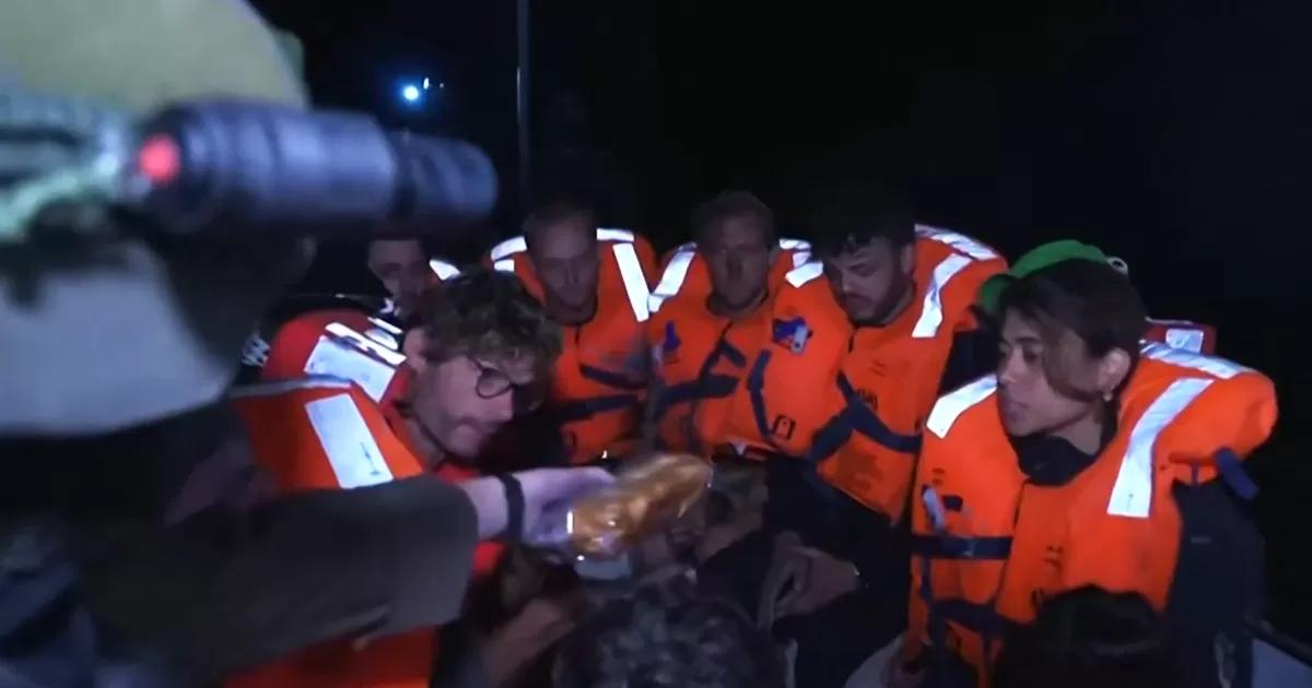 La Flotilla de ayuda a Gaza denuncia ataques e Italia envía una fragata escolta