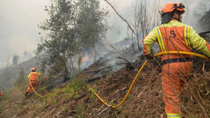 Un detenido de 46 años por dos incendios forestales intencionados en Belmonte de Miranda