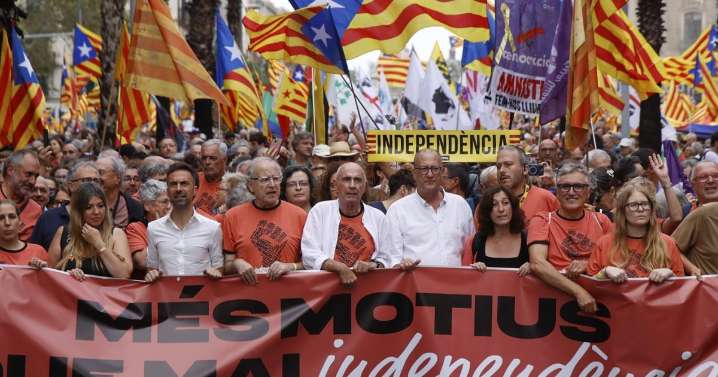 El independentismo fracasa y firma la peor Diada desde el 'procés': apenas 28.000 personas en Barcelona