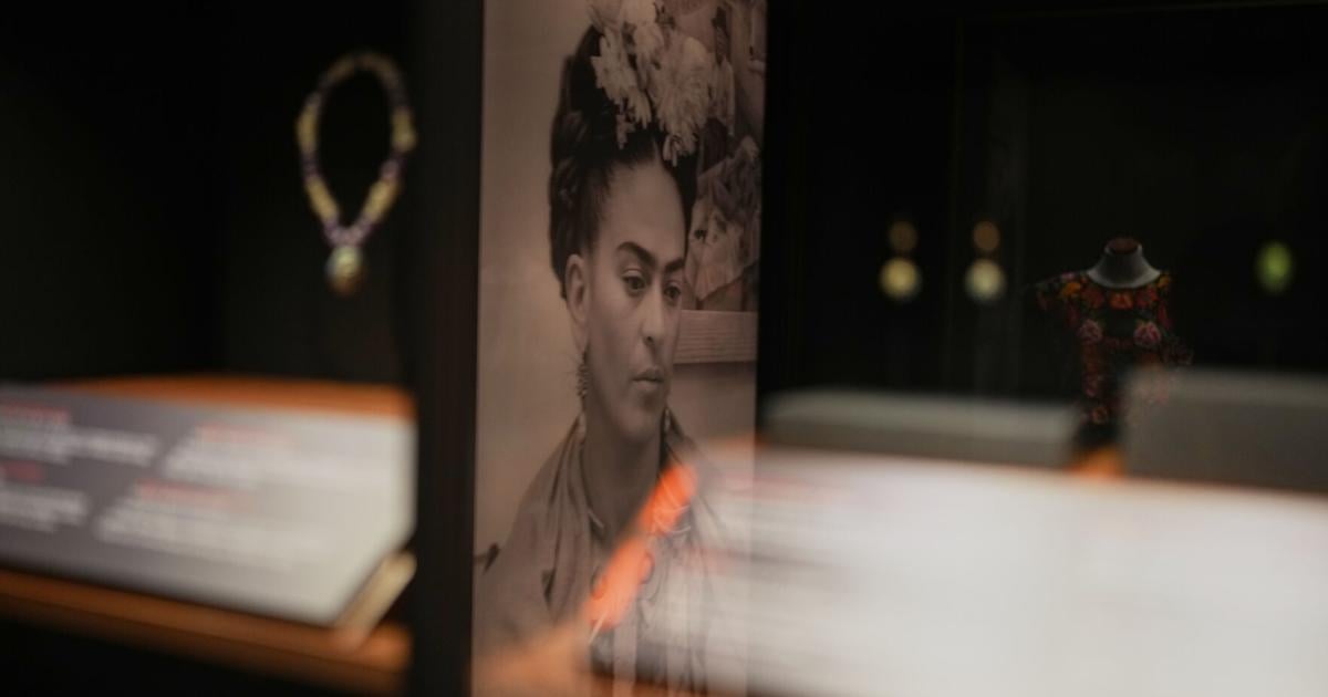 La familia Kahlo abre las puertas de su casa, Frida invita a su querido sótano
