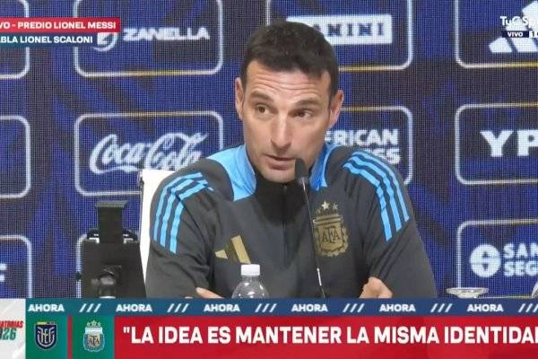 Scaloni destacó a Otamendi: "Es un histórico que merece todo el reconocimiento, será recordado y mañana será el capitán"