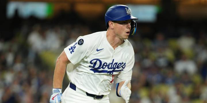 Will Smith scratched from Dodgers' lineup vs. Rockies