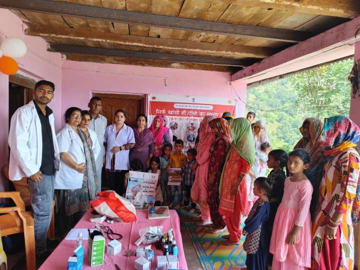 Seventh day of Swasth Nari Sashakt Parivar Abhiyaan sees strong community response in Udhampur