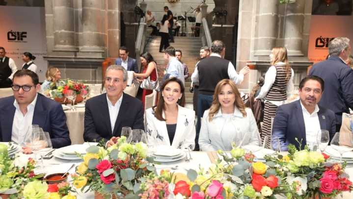 DIF Puebla organiza comida para recaudar fondos en favor de niños con síndrome de down