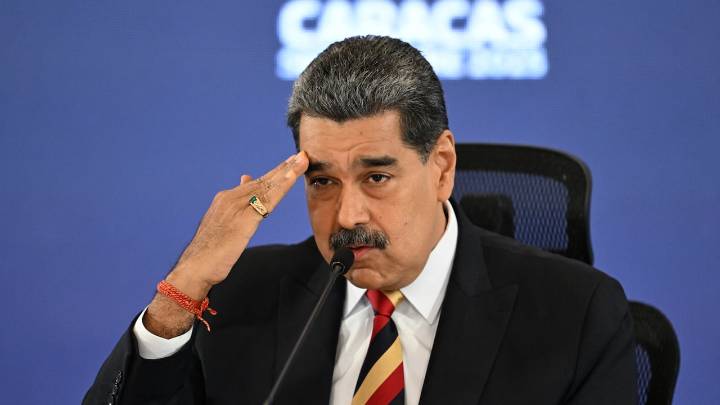 Maduro denuncia que ocho barcos de EE.UU. con 1.200 misiles “apuntan hacia Venezuela”