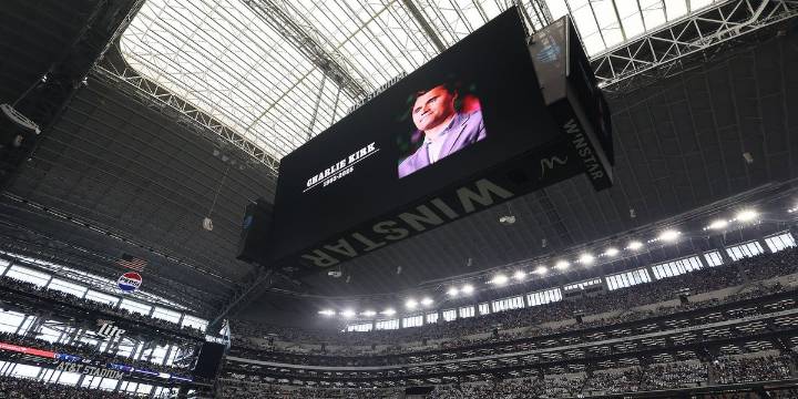 Here are the NFL teams that held a moment of silence to honor Charlie Kirk