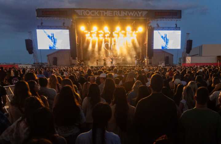 PHOTOS: Rock The Runway draws 25,000 music fans to London's airport