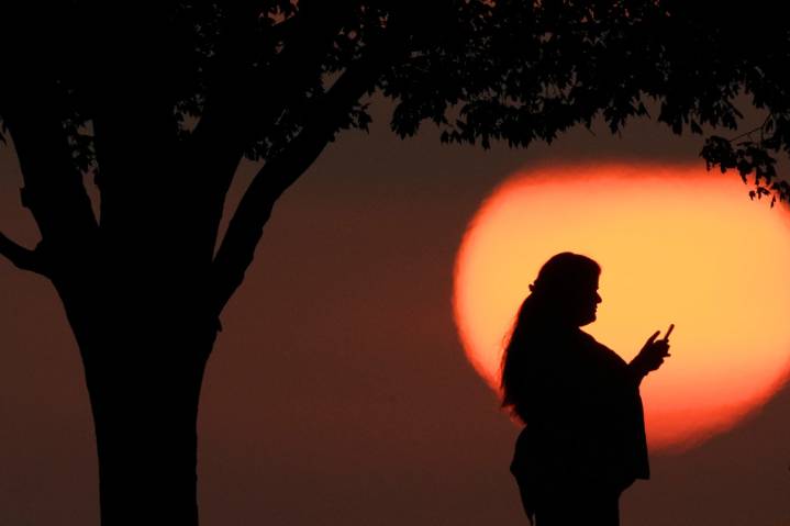 Climate-tracking apps measure carbon footprint