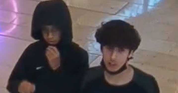 Teens robbed at knifepoint for bikes