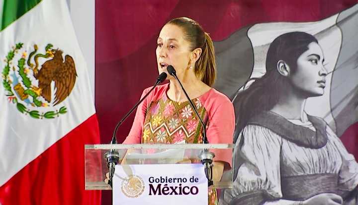 Sheinbaum rinde informe en Oaxaca y anuncia inversiones históricas en obras, programas sociales y justicia