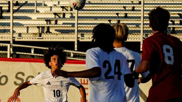 Photos: Wadsworth vs. Twinsburg boys soccer