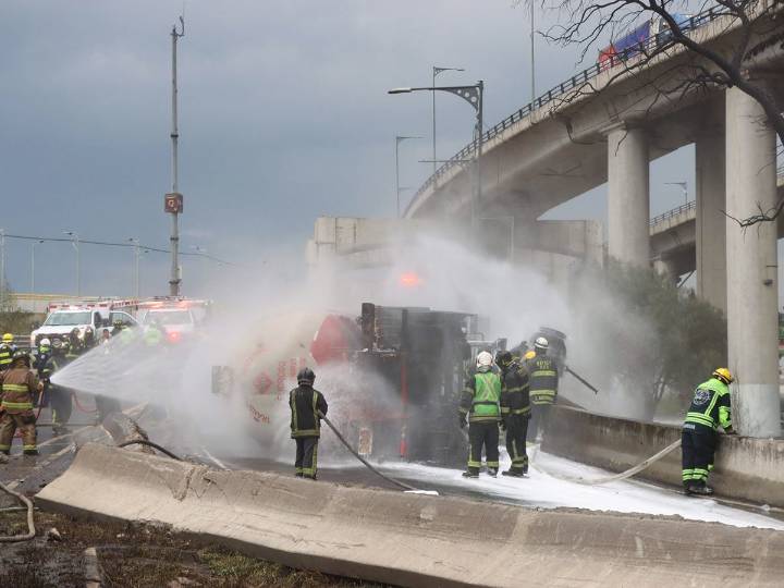 Se eleva a 20 los fallecidos tras explosión de pipa en Iztapalapa, CDMX