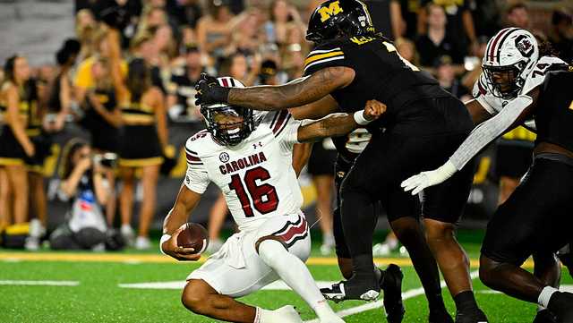 South Carolina falls to Missouri 29