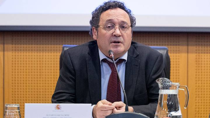 García Ortiz defiende su presencia ante el Rey pese a estar procesado y defiende a la Fiscalía que "no sucumbe ante ataques ni delincuentes”