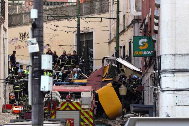 Empresa de transporte de Lisboa dice que cumplió con protocolo de manutención de funicular