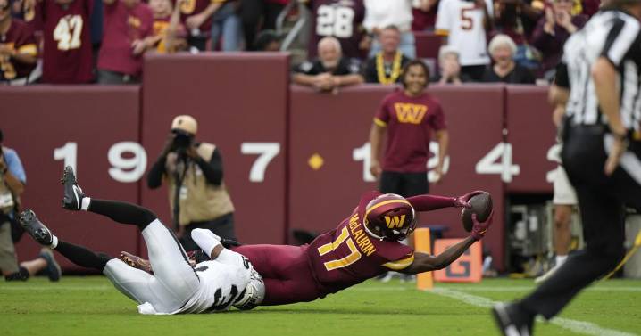Commanders' Jayden Daniels says he feels good and it's up to the doctors to decide if he can play
