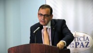 Diputados oficialistas anuncian acusación constitucional contra ministro Ulloa tras rechazo de la Corte Suprema a su remoción