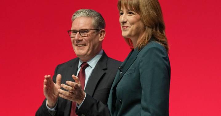 Ministra británica de Hacienda dice que las guerras y los aranceles afectan la economía del país