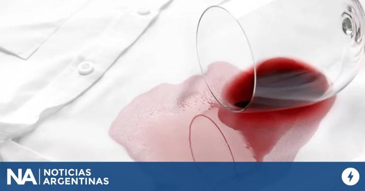 Cómo sacar manchas de vino tinto de la ropa sin arruinarla