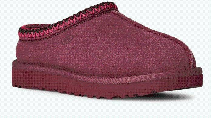 UGG Season Is Coming & Hundreds of Shoppers Are Already Eyeing These New Fall