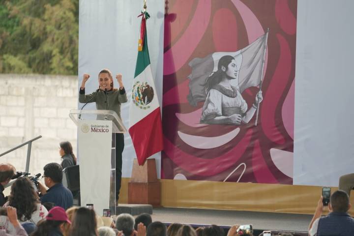 Anuncia Sheinbaum repavimentación de todas las carreteras federales en Tlaxcala; 370 mil 664 personas reciben apoyos de programas