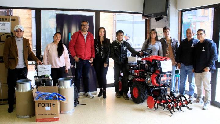 Administración Departamental reactivó entrega de maquinaria e insumos para fortalecer la innovación empresarial