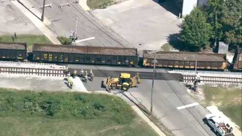 Valparaiso, IN train derailment from Fort Wayne to Chicago shuts down Greenwich, Axe, Franklin, Washington, Lafayette, Napoleon