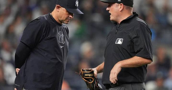 Umpires take away Tyler Gilbert’s glove after White Sox reliever gets checked for sticky stuff
