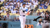 Giants jump on struggling Blake Treinen with an 8th