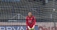 El nuevo OSO de Kevin Mier que recibe gol desde ATRÁS de MEDIA CANCHA ante el Querétaro (VIDEO)