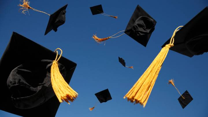 Graduation rates climb by 2% for San Diego Unified’s class of 2025