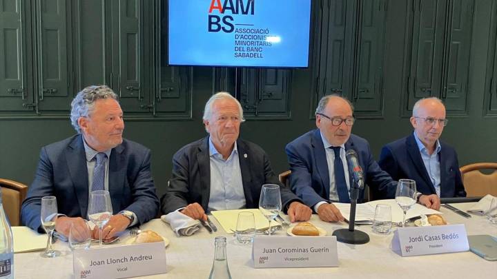 Minoritarios del Sabadell insisten en tildar de "tomadura de pelo" la OPA del BBVA pese a la mejora