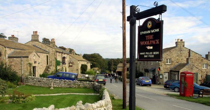 'Emmerdale star' tricked woman out of £20,000 'to help pay for court case'