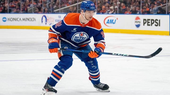 Podkolzin signs 3-year, $8.85 million contract with Oilers
