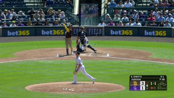 Machado's 23rd home run powers Padres to 8