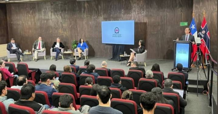 Las propuestas de los candidatos a la Cámara por el distrito 20 | “Debate Parlamentarias 2025” de La Tercera y UNAB