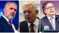 Álvaro Uribe e Iván Duque reaccionaron a cifras de erradicación de coca dadas por Petro: “A usted es al que descertificaron”