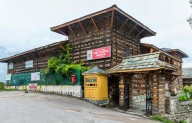 Naggar Castle: Beautiful Mansion & Hotel with Nicholas Roerich Art Gallery