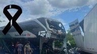 Tráiler choca de frente contra autobús de Ómnibus México; hay 2 muertos y 13 heridos