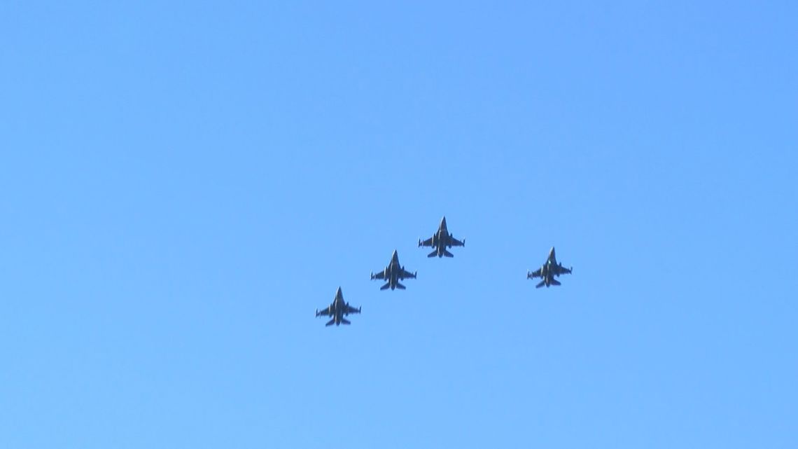 F-16 flyover honors military families at northwest Ohio high school football games