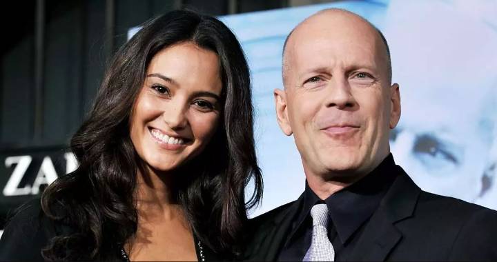 Esposa de Bruce Willis responde a las críticas por mudar al actor a otra casa