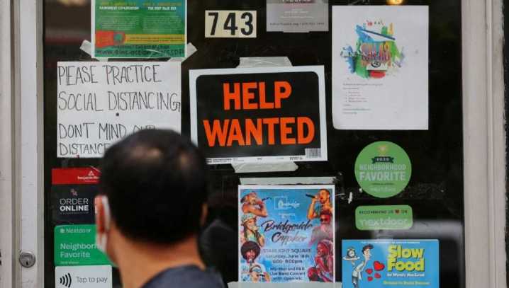 Desempleo en EU aumenta al 4.3% en agosto y confirma las condiciones de un mercado laboral más suave