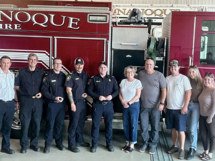 Woman from Gananoque honours firefighters who saved her life