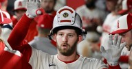Ward homers, Jansen earns 475th save as Angels avoid sweep with 3