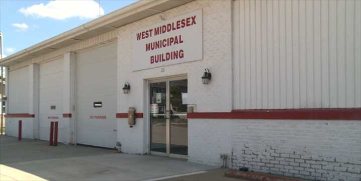West Middlesex police contract talks continue as residents raise safety concerns